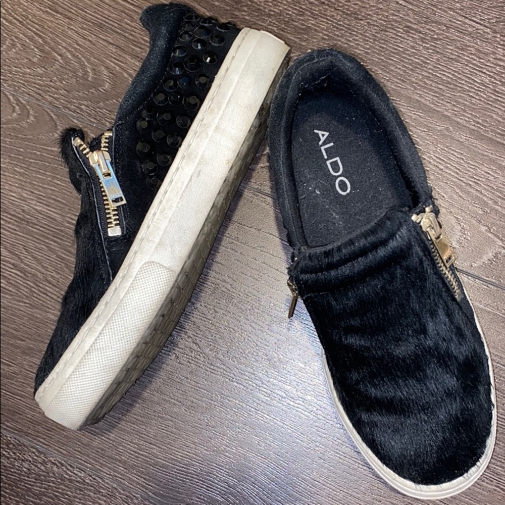 Black also shoes